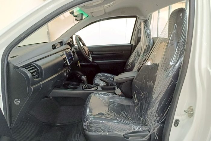 REVO 2WD 2019 2.4J MT STANDARD WHITE  4479 full