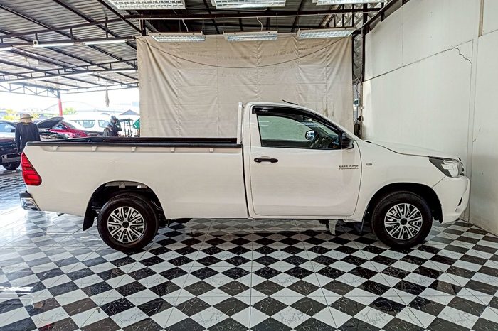 REVO 2WD 2019 2.4J MT STANDARD WHITE  4479 full