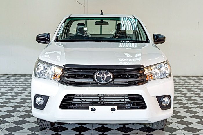 REVO 2WD 2019 2.4J MT STANDARD WHITE  4479 full