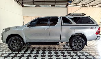 REVO 4WD 2022 2.4E MT SMART CAB SILVER  5052 full