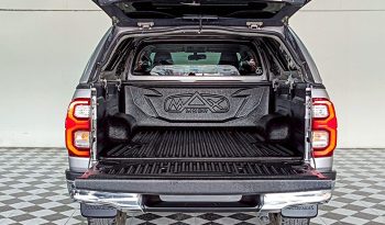 REVO 4WD 2022 2.4E MT SMART CAB SILVER  5052 full