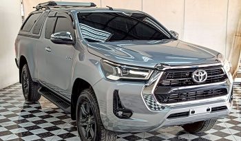 REVO 4WD 2022 2.4E MT SMART CAB SILVER  5052 full