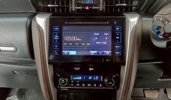 TOYOTA 2WD 2018 2.4V AT FORTUNER BLACK  5179 full