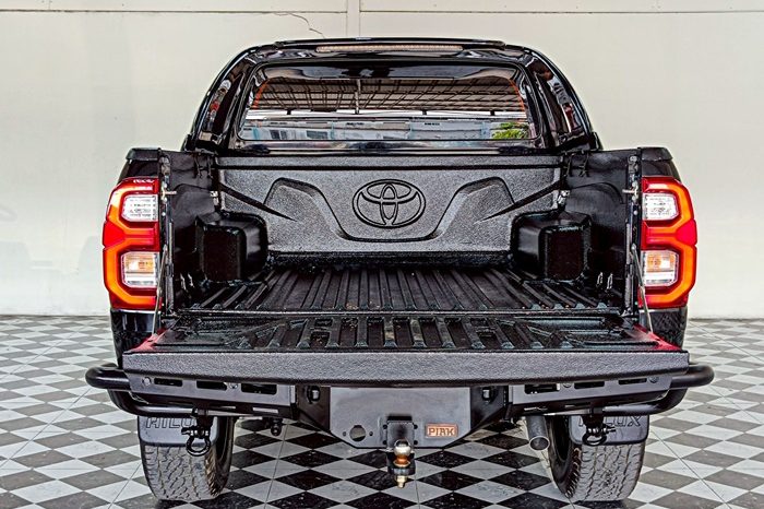 REVO 4WD 2020 2.8G AT DOUBLE CAB BLACK  5618 full