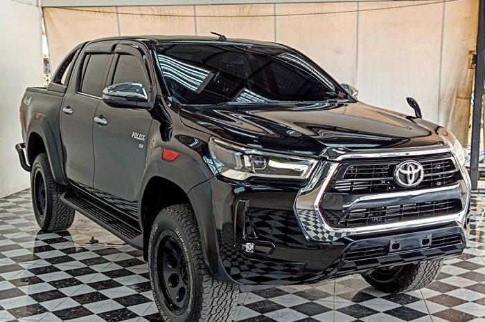 REVO 4WD 2020 2.8G AT DOUBLE CAB BLACK  5618 full