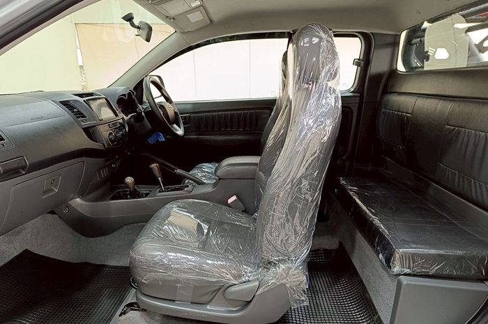 VIGO 4WD 2013 2.7J AT SMART CAB SILVER  6084 full