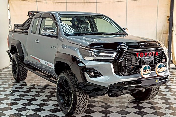 VIGO 4WD 2013 2.7J AT SMART CAB SILVER  6084 full