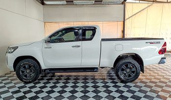 REVO PRE 2021 2.4 ENTRY AT SMART CAB WHITE  6230 full