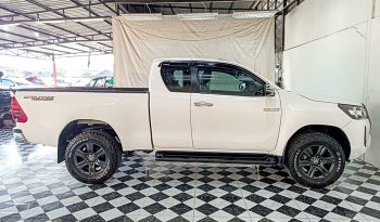 REVO PRE 2021 2.4 ENTRY AT SMART CAB WHITE  6230 full