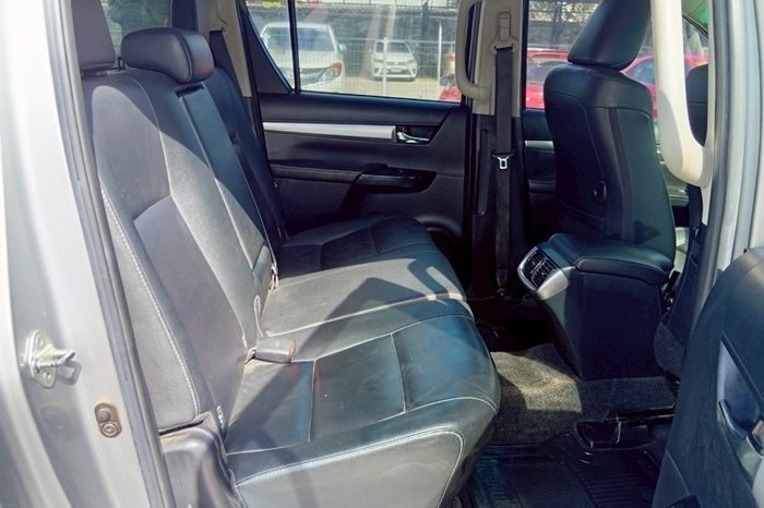 REVO 4WD 2020 2.8G MT DOUBLE CAB SILVER  7059 full