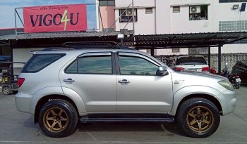 TOYOTA 4WD 2006 2.7V AT FORTUNER SILVER  7486 full