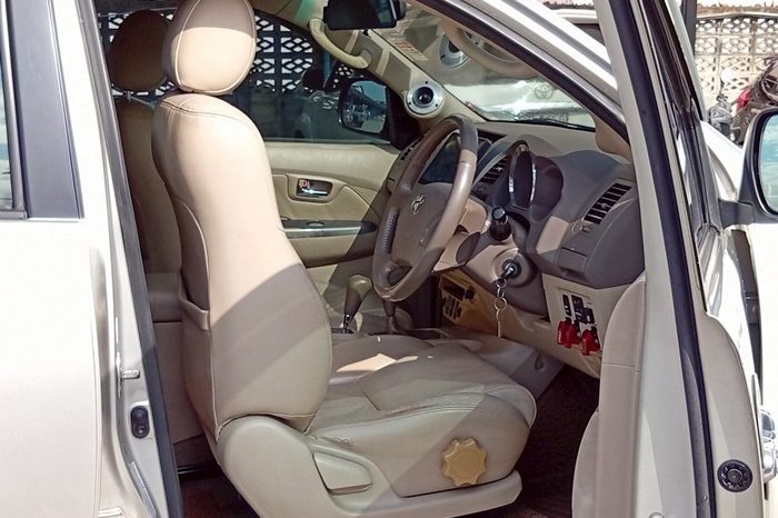 TOYOTA 4WD 2006 2.7V AT FORTUNER SILVER  7486 full