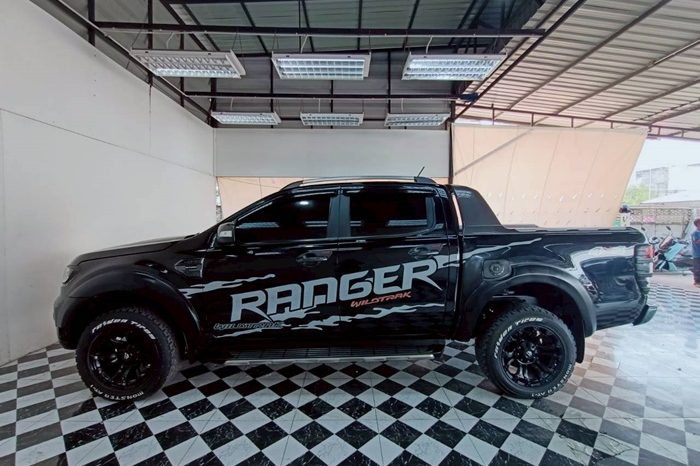 FORD 4WD 2021 2.0 AT DOUBLE CAB BLACK  8821 full
