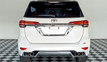 TOYOTA 2WD 2015 2.7V AT FORTUNER WHITE  909 full
