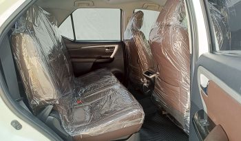 TOYOTA 2WD 2015 2.7V AT FORTUNER WHITE  909 full