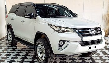 TOYOTA 2WD 2015 2.7V AT FORTUNER WHITE  909 full