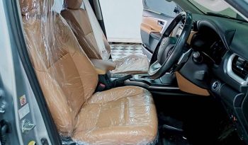 TOYOTA 4WD 2019 2.8V AT FORTUNER SILVER  9230 full