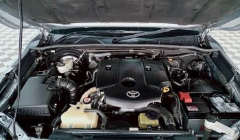 TOYOTA 4WD 2019 2.8V AT FORTUNER SILVER  9230 full