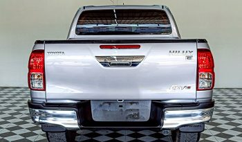 REVO PRE 2018 2.4E AT DOUBLE CAB SILVER  9359 full