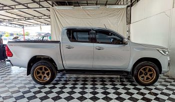 REVO PRE 2018 2.4E AT DOUBLE CAB SILVER  9359 full