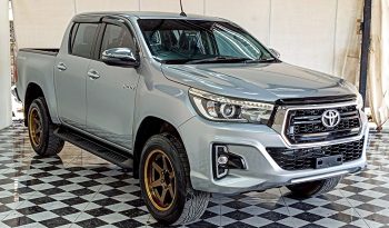 REVO PRE 2018 2.4E AT DOUBLE CAB SILVER  9359 full