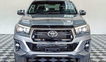 REVO PRE 2018 2.4E AT DOUBLE CAB SILVER  9359 full