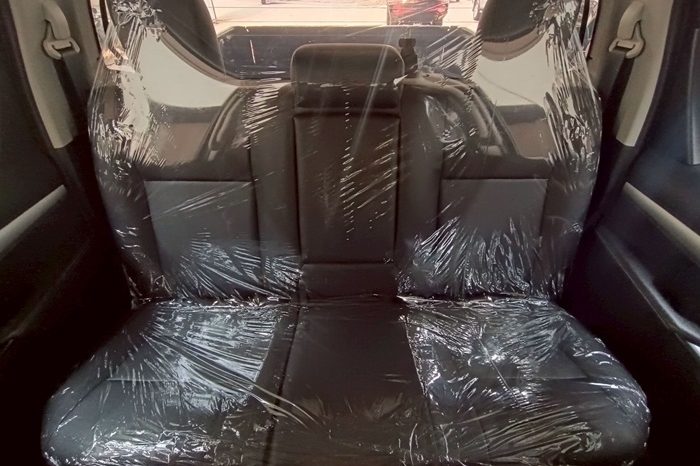 REVO PRE 2018 2.4E AT DOUBLE CAB BLACK  9506 full