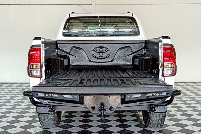 REVO 4WD 2016 2.8G AT DOUBLE CAB WHITE  9834 full