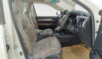 REVO 4WD 2016 2.8G AT DOUBLE CAB WHITE  9834 full