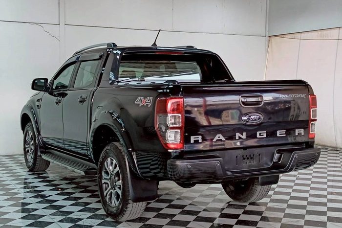 FORD 4WD 2019 2.0 AT DOUBLE CAB BLACK  9950 full