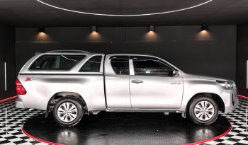 REVO 2WD 2021 2.4 MID MT SMART CAB SILVER  6536 full