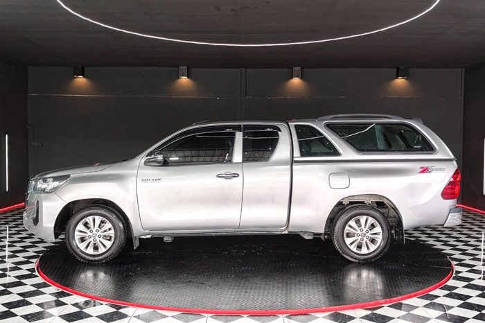 REVO 2WD 2021 2.4 MID MT SMART CAB SILVER  6536 full
