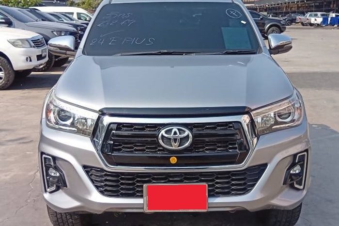 REVO PRE 2020 2.4E AT SMART CAB SILVER  734 full