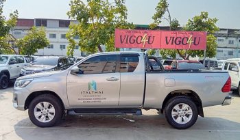 REVO PRE 2020 2.4E AT SMART CAB SILVER  734 full