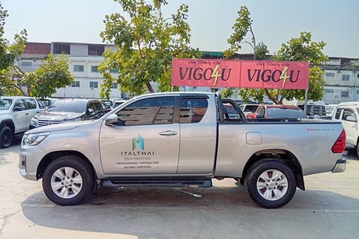 REVO PRE 2020 2.4E AT SMART CAB SILVER  734 full