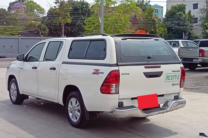 REVO 2WD 2020 2.4 MID AT DOUBLE CAB WHITE  3059 full