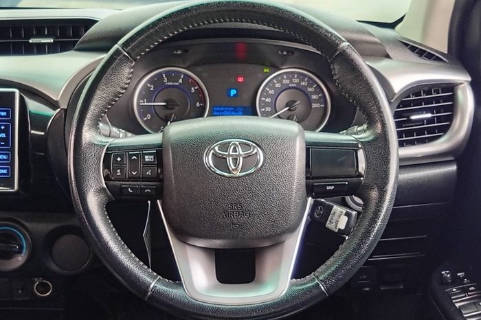 REVO PRE 2018 2.4E AT DOUBLE CAB BLACK  3299 full