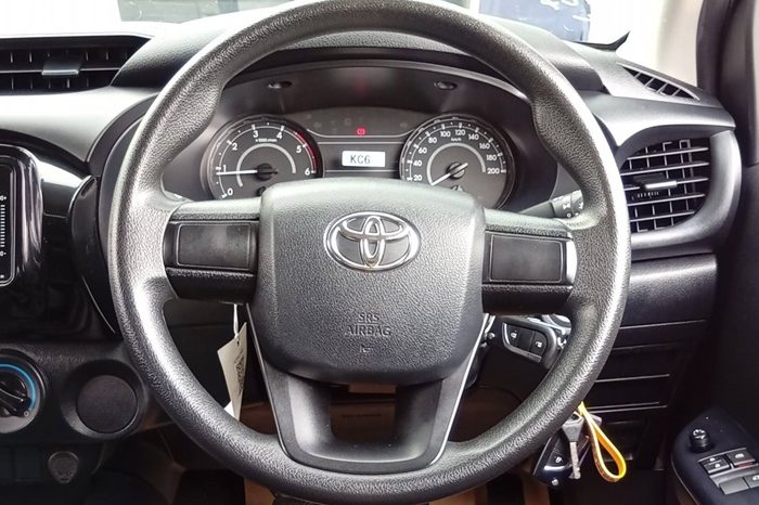 REVO 2WD 2022 2.4 ENTRY MT SMART CAB WHITE 6487 full