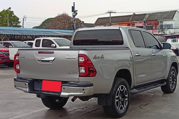 REVO 4WD 2021 2.8G AT DOUBLE CAB SILVER  7418 full