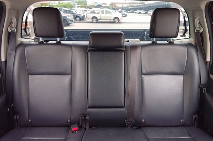 REVO 4WD 2021 2.8G AT DOUBLE CAB SILVER  7418 full