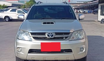 TOYOTA 4WD 2006 3.0V AT FORTUNER SILVER  7986 full