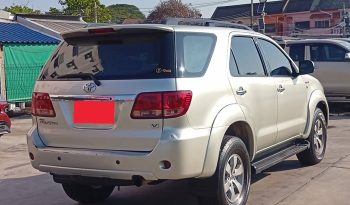 TOYOTA 4WD 2006 3.0V AT FORTUNER SILVER  7986 full
