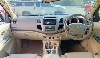 TOYOTA 4WD 2006 3.0V AT FORTUNER SILVER  7986 full