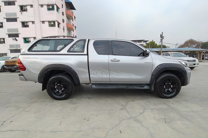 REVO PRE 2018 2.4E AT SMART CAB SILVER  198 full