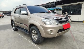 TOYOTA 4WD 2005 2.7V AT FORTUNER SILVER  4565 full