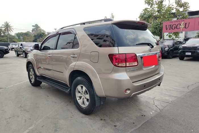 TOYOTA 4WD 2005 2.7V AT FORTUNER SILVER  4565 full