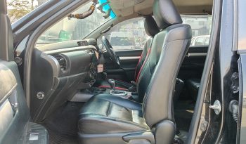 REVO PRE 2019 2.4E AT DOUBLE CAB BLACK  5071 full