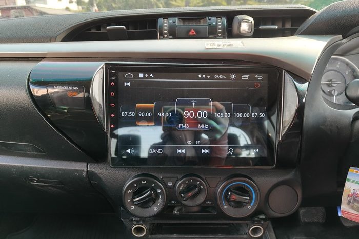 REVO PRE 2019 2.4E AT DOUBLE CAB BLACK  5071 full