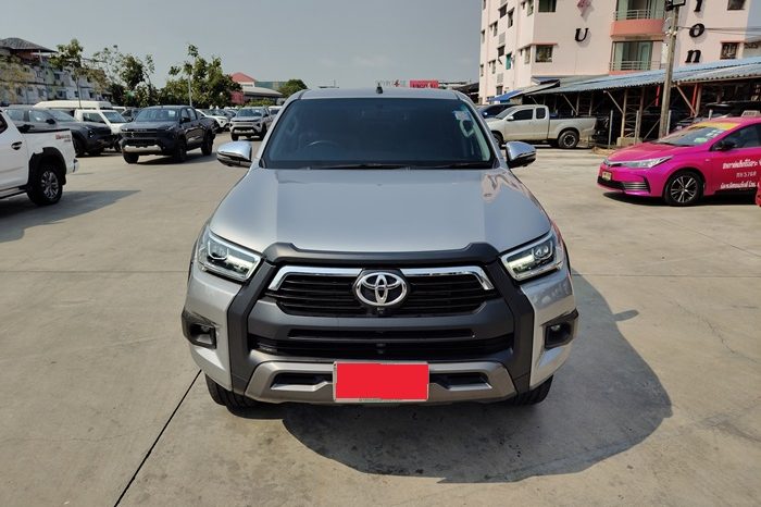 REVO 4WD 2023 2.8G AT DOUBLE CAB SILVER  5024 full