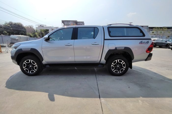 REVO 4WD 2023 2.8G AT DOUBLE CAB SILVER  5024 full